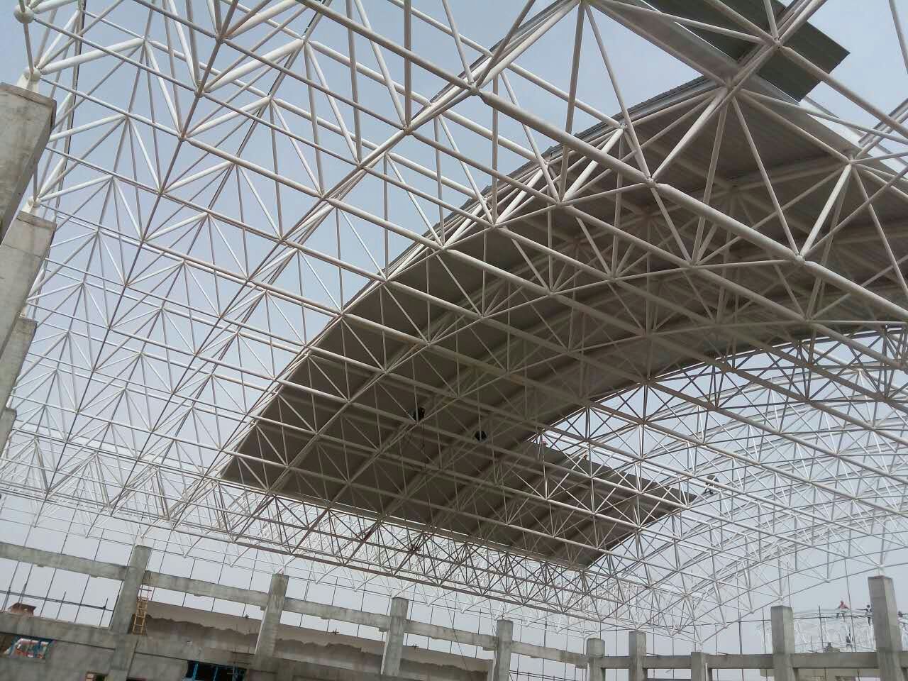 中卫青岛一汽网架
